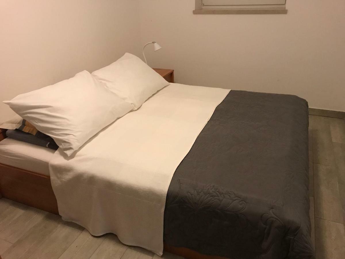 MIDAVkl Daire Pirovac Dış mekan fotoğraf